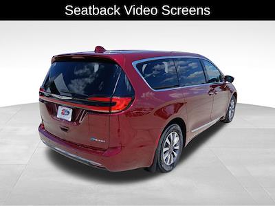 2022 Chrysler Pacifica FWD Minivan for sale #22812A - photo 2