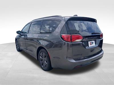 2020 Chrysler Pacifica FWD Minivan for sale #23329O - photo 2