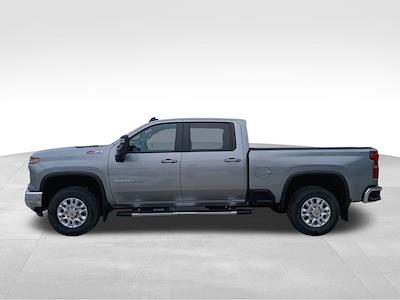Used 2024 Chevrolet Silverado 2500 - photo 1