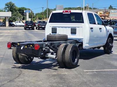 New 2025 Ram 3500 Tradesman Crew Cab 4x4 60 CA Cab Chassis for sale #T580203 - photo 2