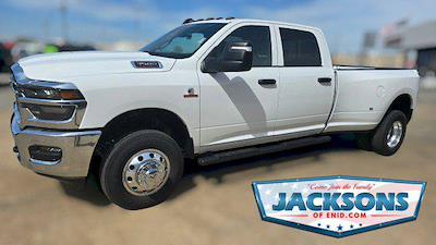 New 2025 Ram 3500 Tradesman Crew Cab 4x4 DRW Pickup for sale #25043 - photo 1