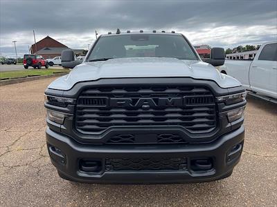 New 2025 Ram 2500 Tradesman Crew Cab 4x4 Pickup for sale #526337 - photo 2