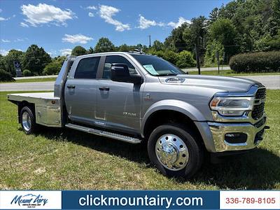 New 2024 Ram 4500 SLT Crew Cab 4x4 Flatbed Truck for sale #C3798 - photo 1