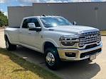 New 2026 Ram 3500 Longhorn Crew Cab 4x4 DRW Pickup for sale #159612 - photo 9