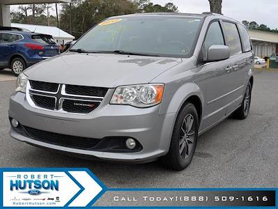 Used 2017 Dodge Grand Caravan - photo 1