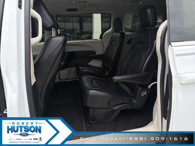 Used 2022 Chrysler Pacifica - photo 6