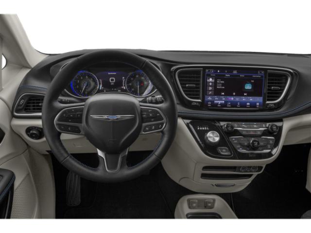 Used 2022 Chrysler Pacifica - photo 9