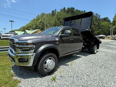 New 2025 Ram 4500 Tradesman Crew Cab 4x4 Flatbed Truck for sale #425051 - photo 1