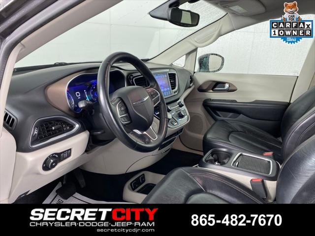 Used 2017 Chrysler Pacifica - photo 12