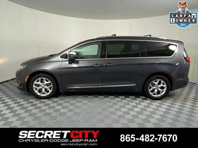 Used 2017 Chrysler Pacifica - photo 5