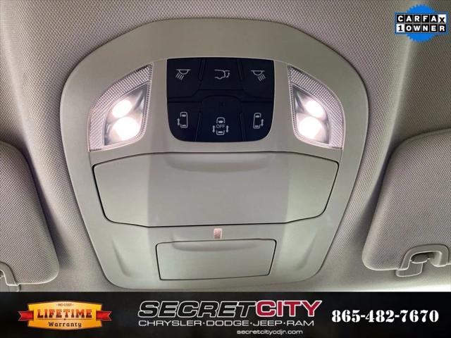 Used 2024 Chrysler Pacifica - photo 22
