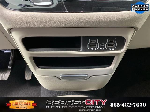 Used 2024 Chrysler Pacifica - photo 25