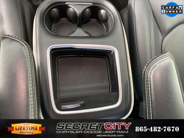 Used 2024 Chrysler Pacifica - photo 27