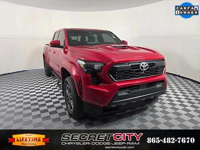 Used 2025 Toyota Tacoma - photo 1