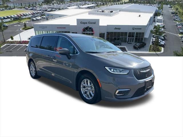 Used 2023 Chrysler Pacifica - photo 78