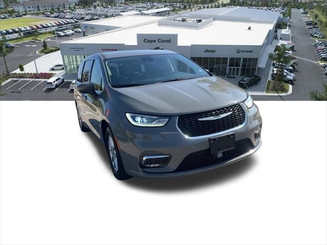 Used 2023 Chrysler Pacifica - photo 76