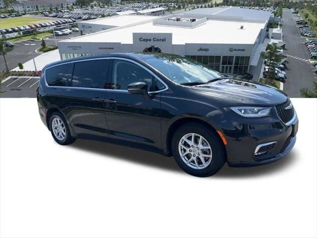 Used 2023 Chrysler Pacifica - photo 68