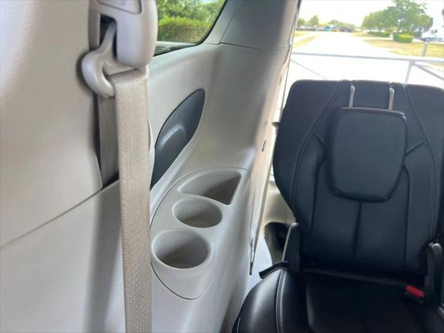 Used 2023 Chrysler Pacifica - photo 24