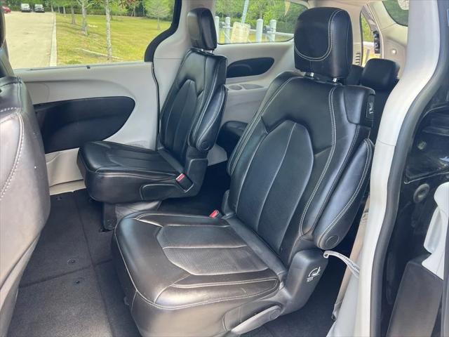 Used 2023 Chrysler Pacifica - photo 37