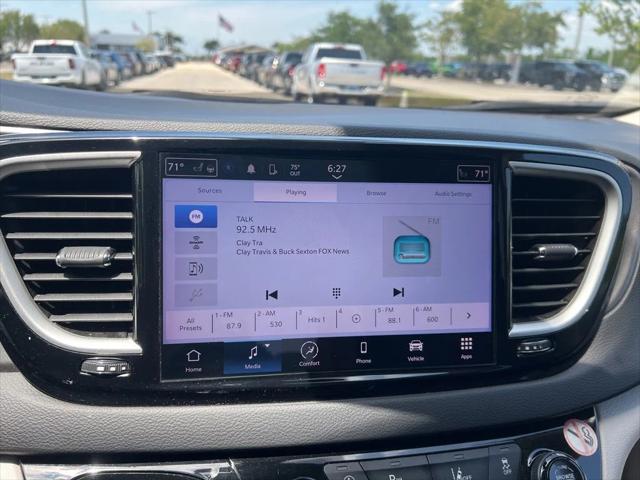 Used 2023 Chrysler Pacifica - photo 47