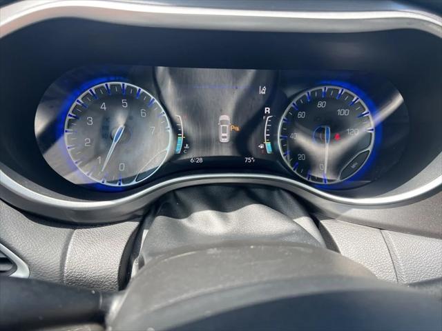 Used 2023 Chrysler Pacifica - photo 53