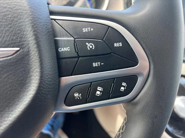 Used 2023 Chrysler Pacifica - photo 54
