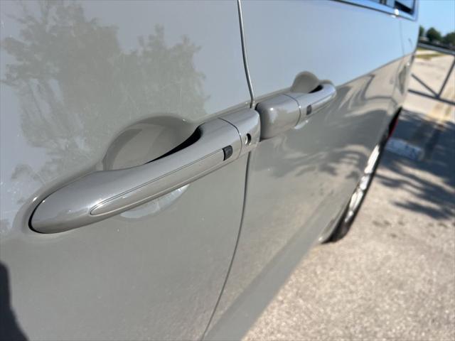 Used 2023 Chrysler Pacifica - photo 23