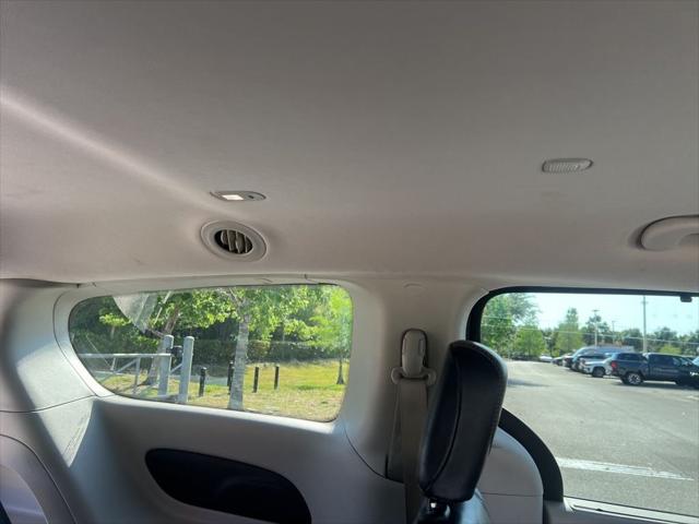 Used 2023 Chrysler Pacifica - photo 35