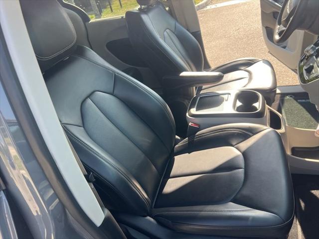 Used 2023 Chrysler Pacifica - photo 44