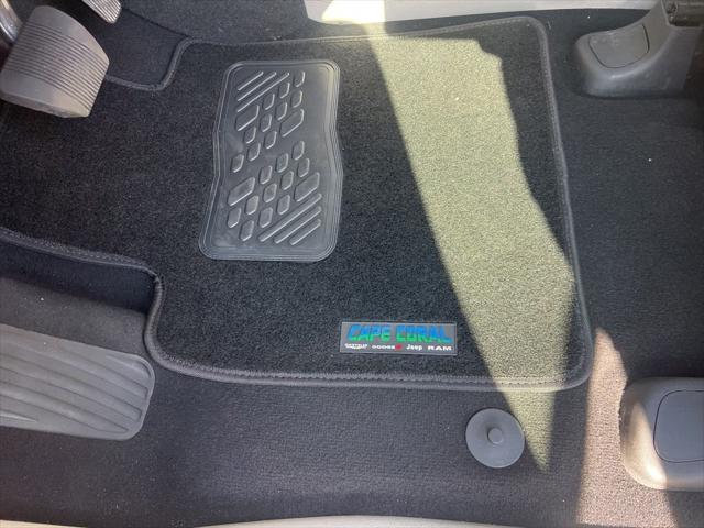 Used 2023 Chrysler Pacifica - photo 47