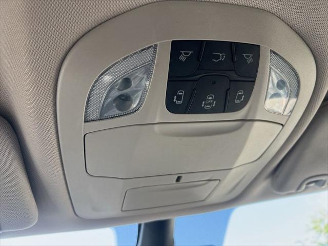 Used 2023 Chrysler Pacifica - photo 57