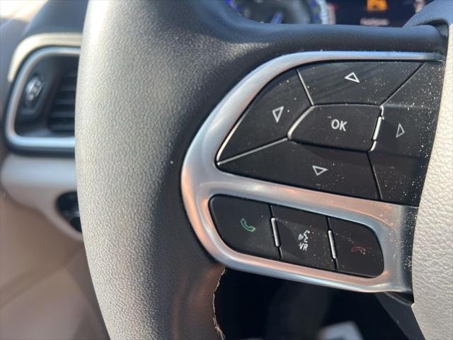 Used 2023 Chrysler Pacifica - photo 63