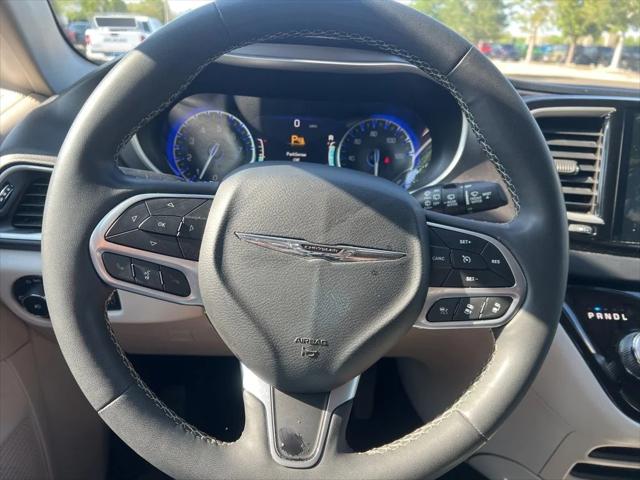 Used 2023 Chrysler Pacifica - photo 64