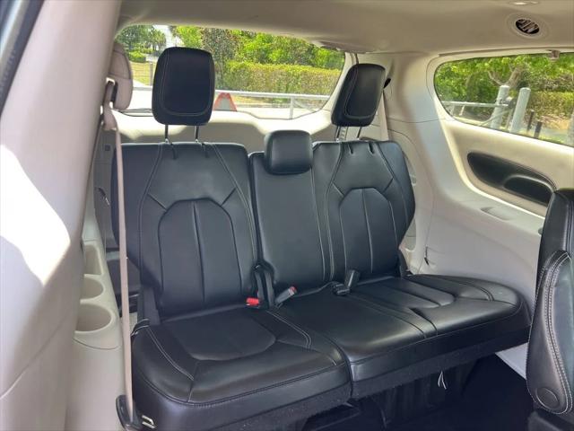Used 2023 Chrysler Pacifica - photo 29