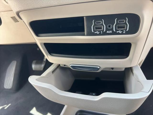 Used 2023 Chrysler Pacifica - photo 42