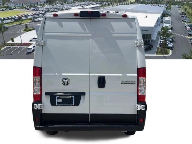 Used 2023 Ram ProMaster 2500 - photo 15