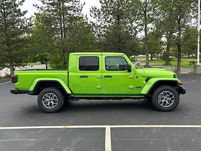 2025 Jeep Gladiator Crew Cab 4WD Pickup for sale #25165 - photo 2