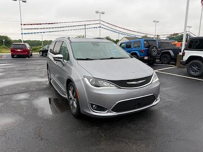 2017 Chrysler Pacifica FWD Minivan for sale #P0154A - photo 1