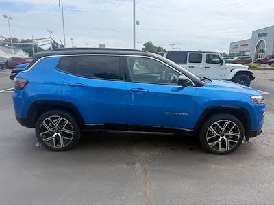 2025 Jeep Compass 4WD SUV for sale #P0204 - photo 2