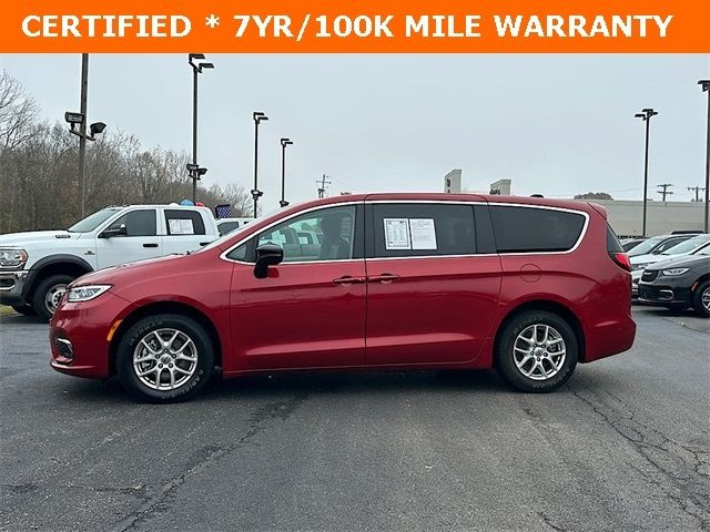 Used 2024 Chrysler Pacifica - photo 7
