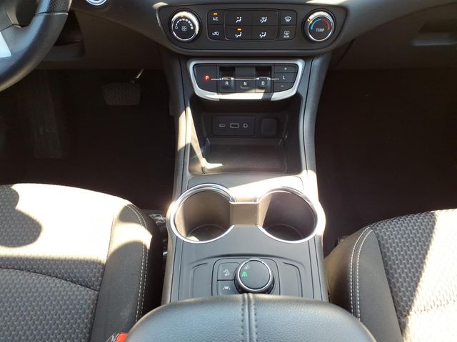 Used 2024 GMC Terrain - photo 28