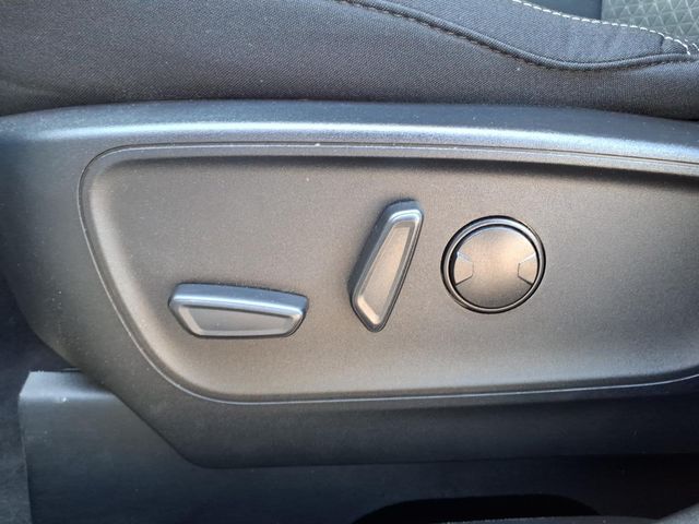 Used 2023 Ford Escape - photo 17
