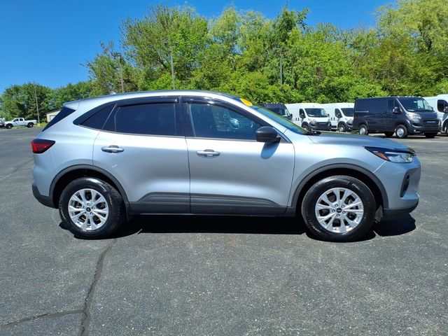 Used 2023 Ford Escape - photo 10