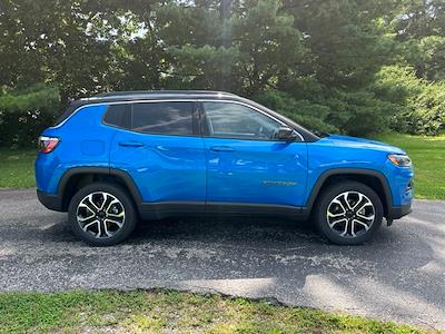 2022 Jeep Compass 4WD SUV for sale #KP984 - photo 2
