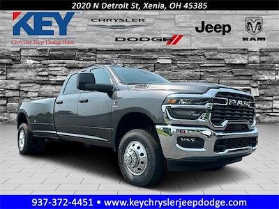 2025 Ram 3500 Crew Cab DRW 4x4 Pickup for sale #KS29017 - photo 1