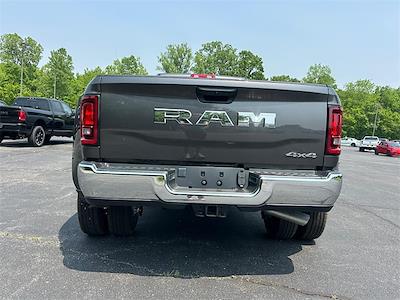 2025 Ram 3500 Crew Cab DRW 4x4 Pickup for sale #KS29017 - photo 2