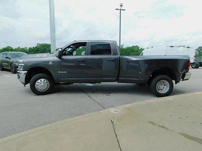 New 2025 Ram 3500 Big Horn Crew Cab 4x4 DRW Pickup for sale #S8703 - photo 2