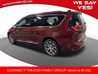 Used 2021 Chrysler Pacifica - photo 1