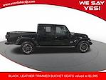 Used 2022 Jeep Gladiator Overland Crew Cab for sale #J549277A - photo 7