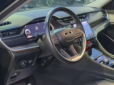 Used 2022 Jeep Grand Cherokee Limited for sale #P534325 - photo 2